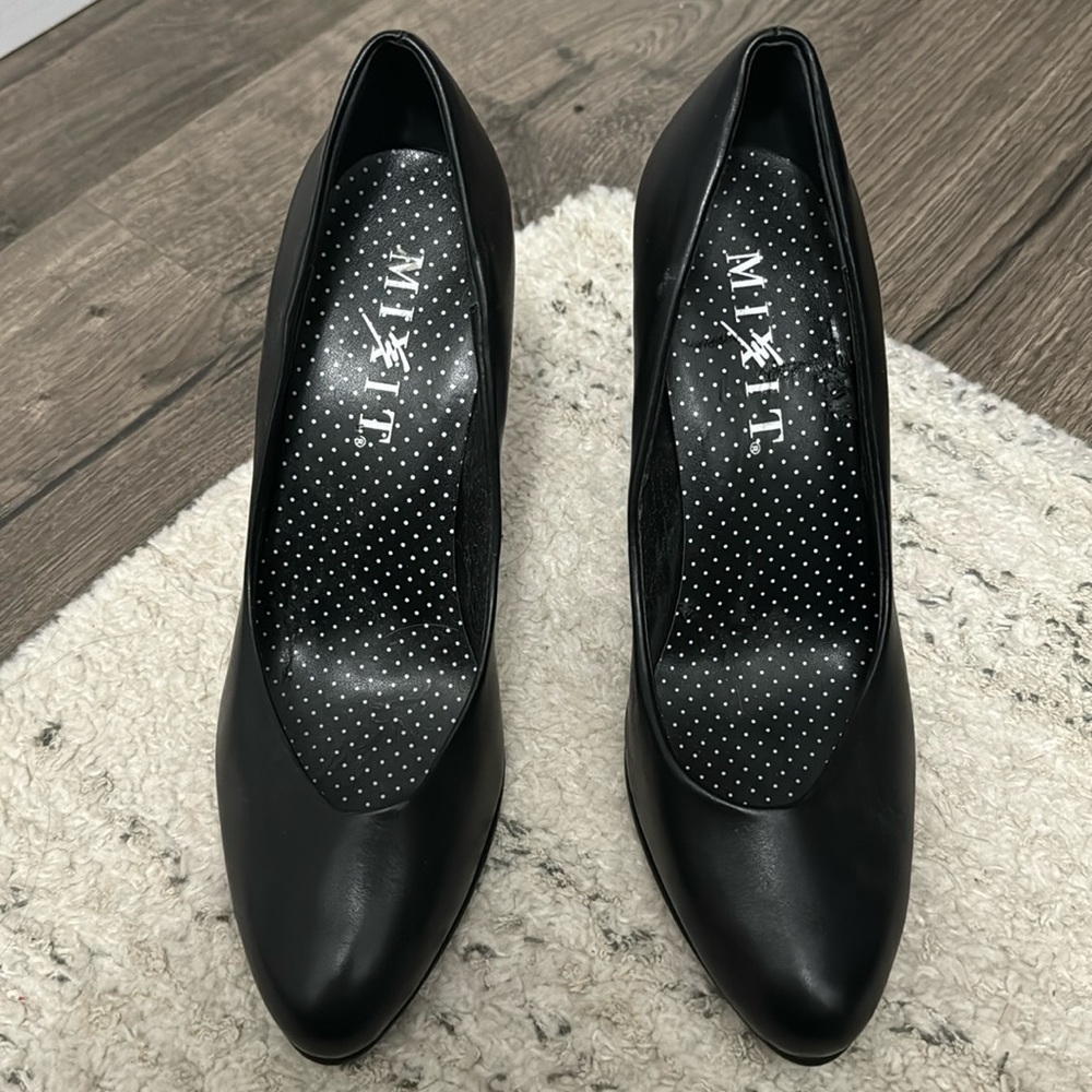 Black heels